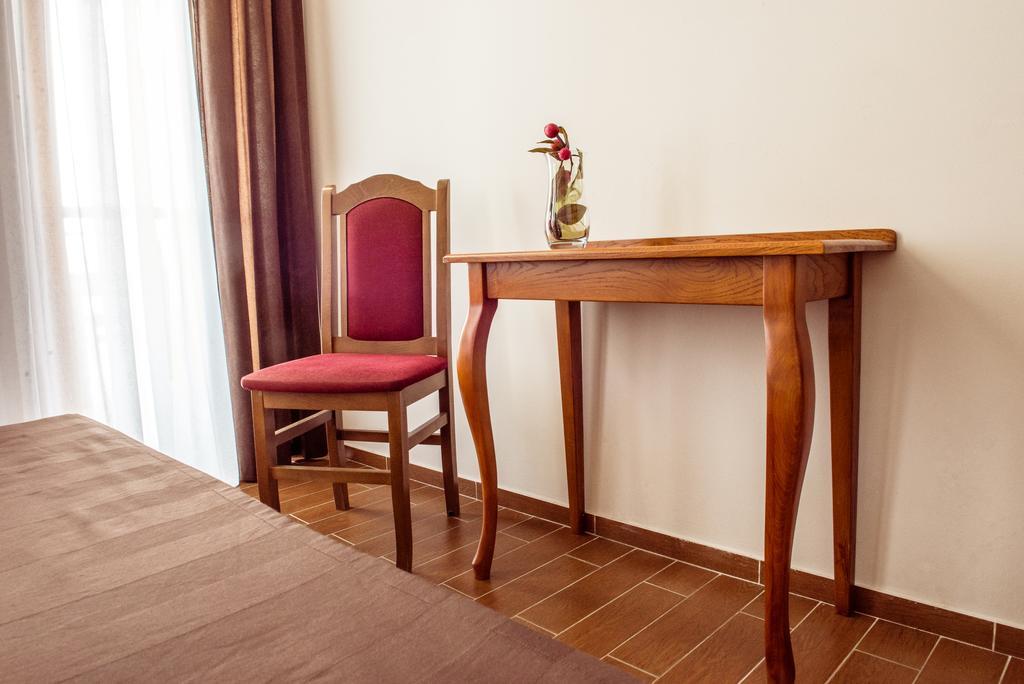 B&B Posejdon Sremska Mitrovica Exterior photo