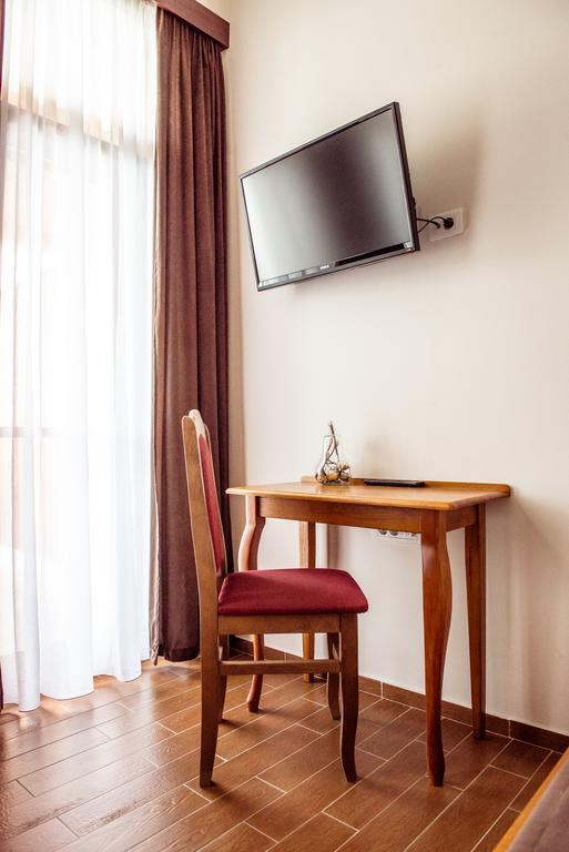 B&B Posejdon Sremska Mitrovica Exterior photo