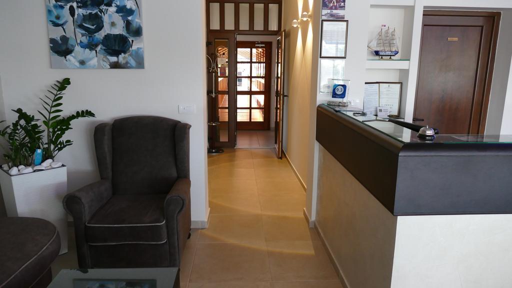B&B Posejdon Sremska Mitrovica Exterior photo